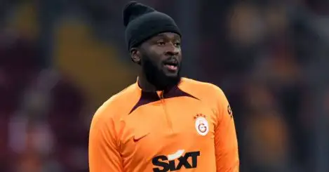 Tanguy Ndombele in a Galatasaray training kit